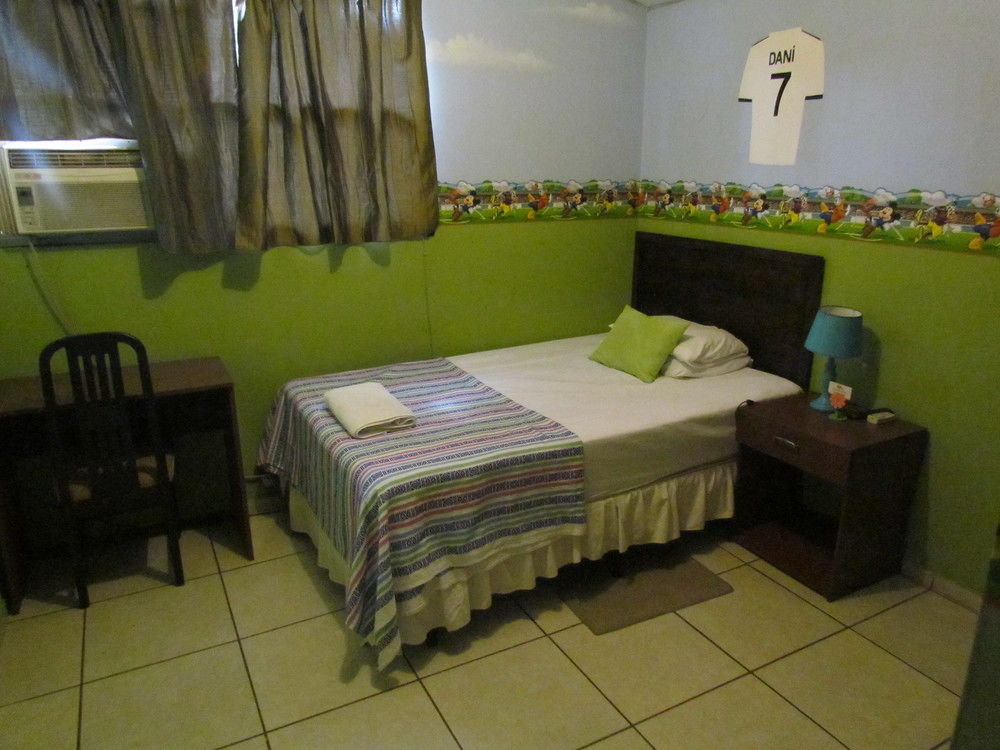 Hotel Antiguo Antiguo Cuscatlán Esterno foto