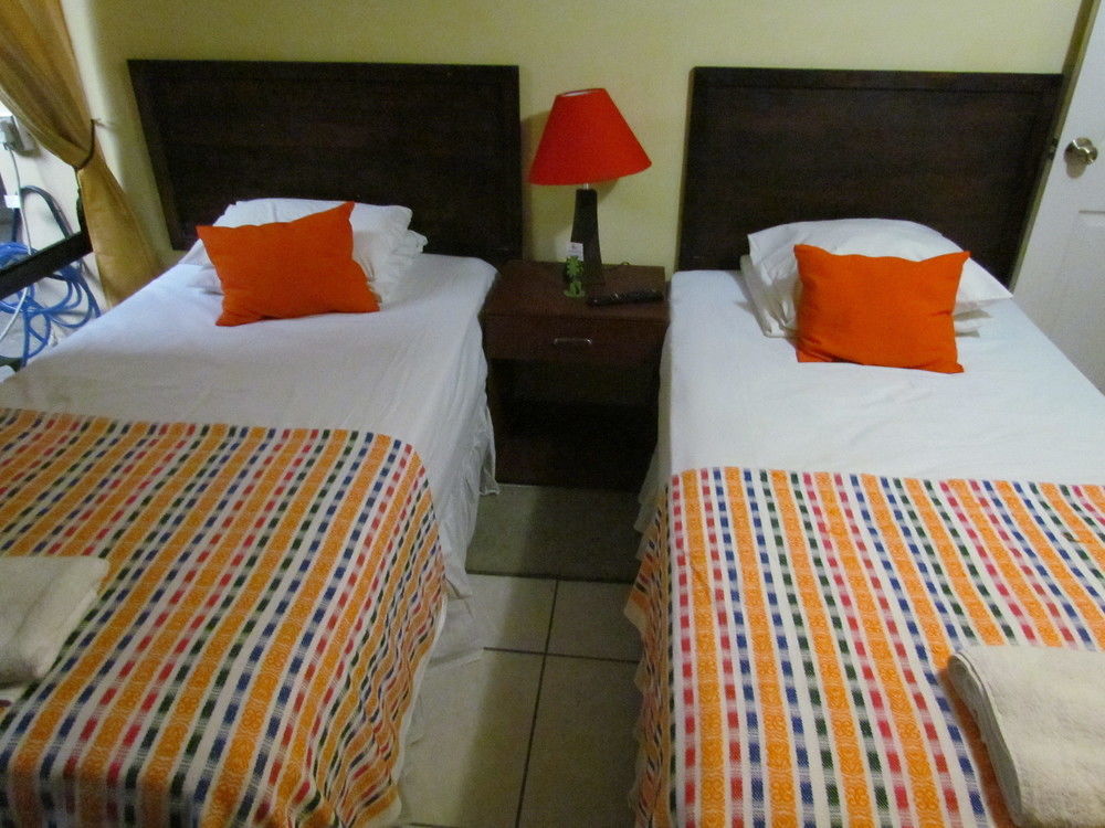 Hotel Antiguo Antiguo Cuscatlán Esterno foto